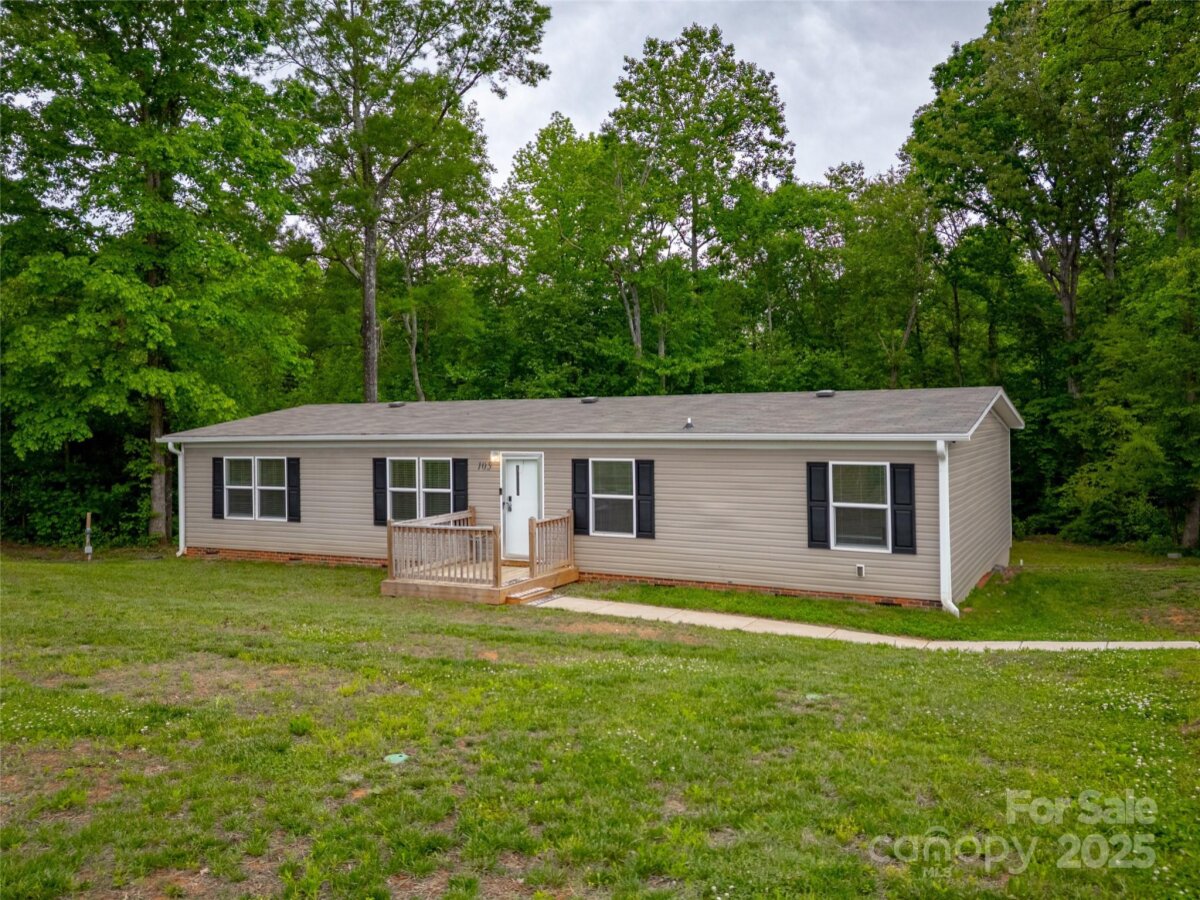 105 Peridot Drive, Statesville, NC 28625, MLS # 4258509