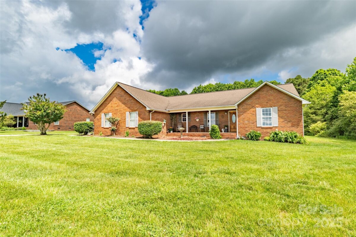 4470 W Bandys Cross Road, Claremont, NC 28610, MLS # 4258902
