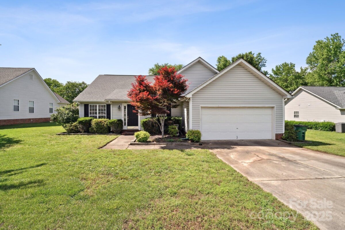 8105 Castlemaine Drive, Matthews, NC 28104, MLS # 4258985