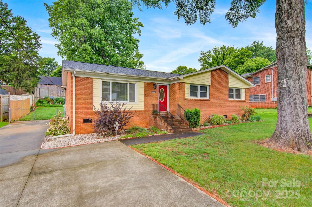 1405 8th Avenue, Conover, NC 28613, MLS # 4259100