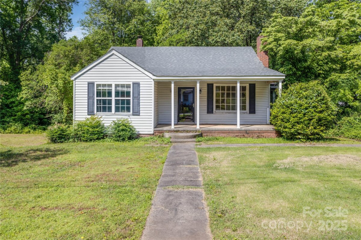 204 Blanche Avenue, Belmont, NC 28012, MLS # 4259194