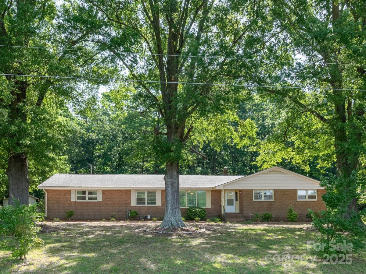 160 Eagle Drive, Salisbury, NC 28144, MLS # 4259304