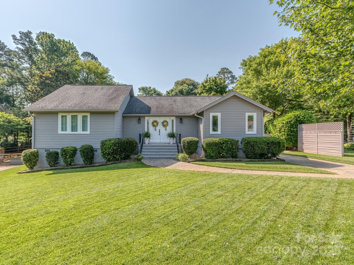 214 Wilcrest Drive, Matthews, NC 28105, MLS # 4259394