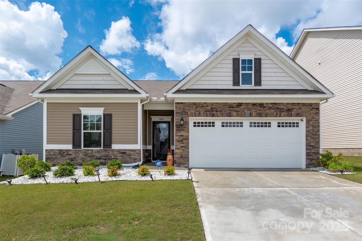 9034 Evercrisp Lane, Charlotte, NC 28215, MLS # 4259413