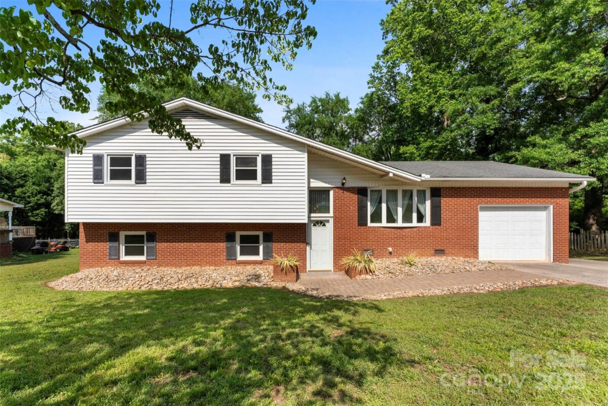1822 N New Hope Road, Gastonia, NC 28054, MLS # 4259436