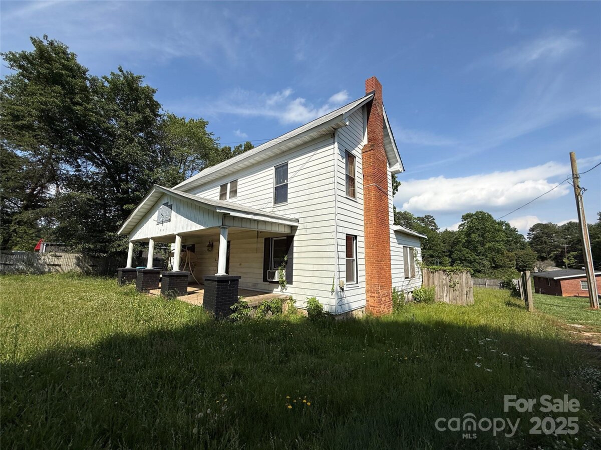 1445 33rd Street, Hickory, NC 28602, MLS # 4259520