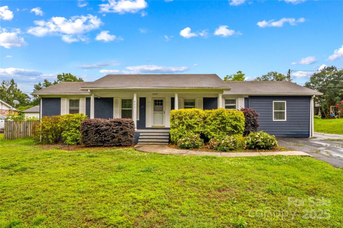 211 Ridgecrest Street, Kannapolis, NC 28081, MLS # 4259587