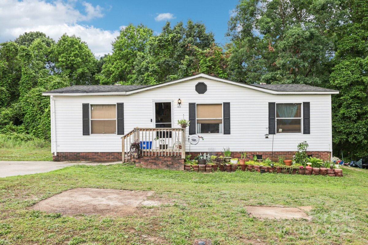 103 Palace Point, Kings Mountain, NC 28086, MLS # 4259770