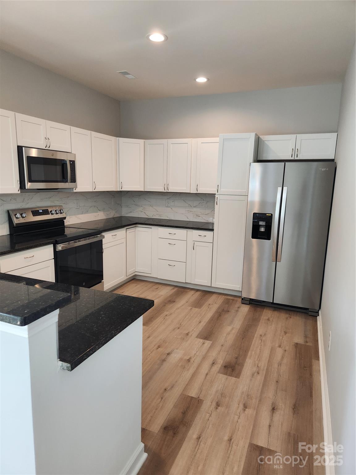 8611 Earthenware Drive, Charlotte, NC 28269, MLS # 4259776