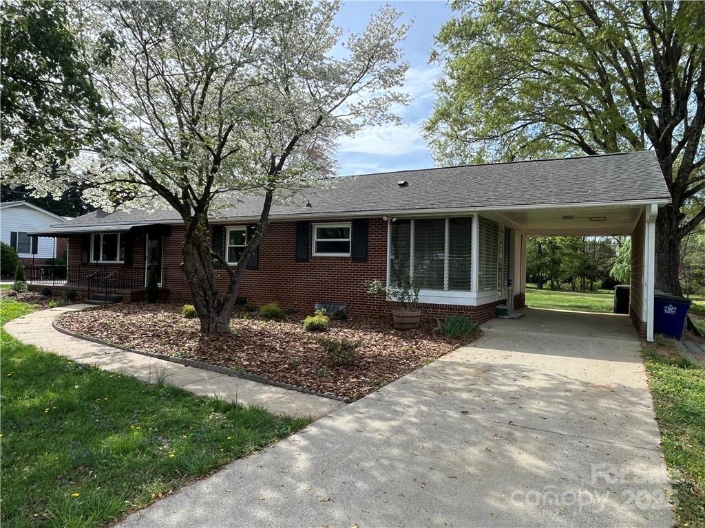 4200 Glenn Hi Road, Winston Salem, NC 27107, MLS # 4259779