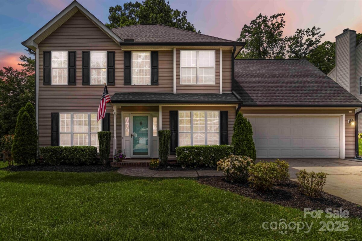 204 Pebble Creek Crossing, Fort Mill, SC 29715, MLS # 4259809
