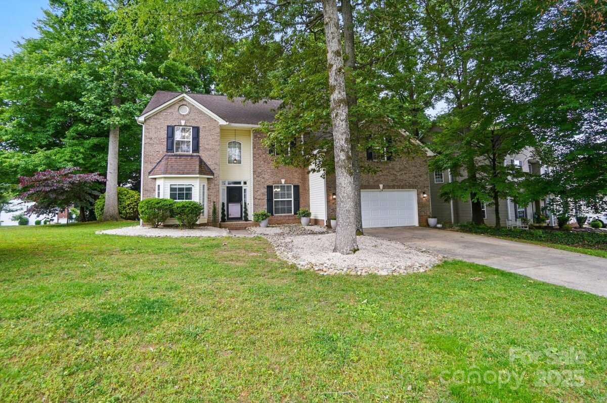 2426 Tory Oak Place, Matthews, NC 28105, MLS # 4259843