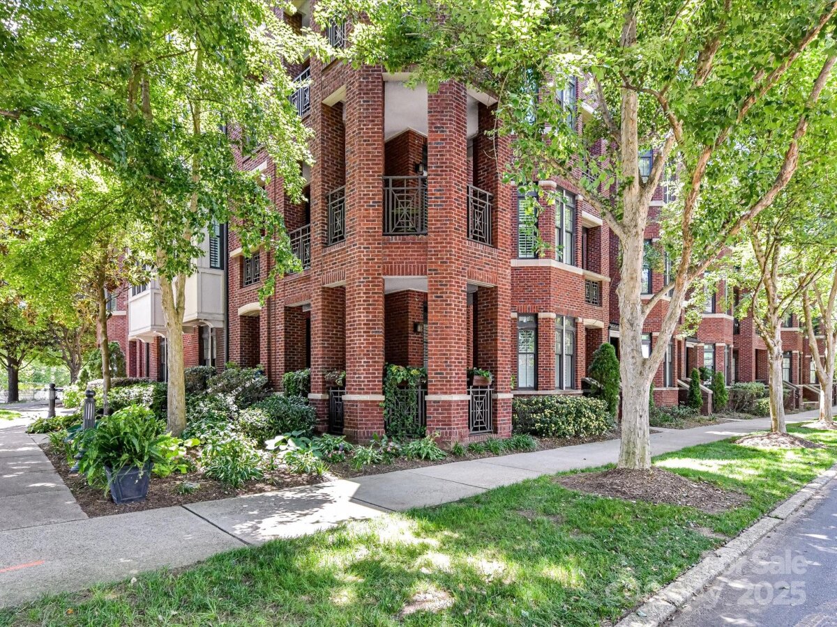 2810 Selwyn Avenue Unit 104, Charlotte, NC 28209, MLS # 4259900