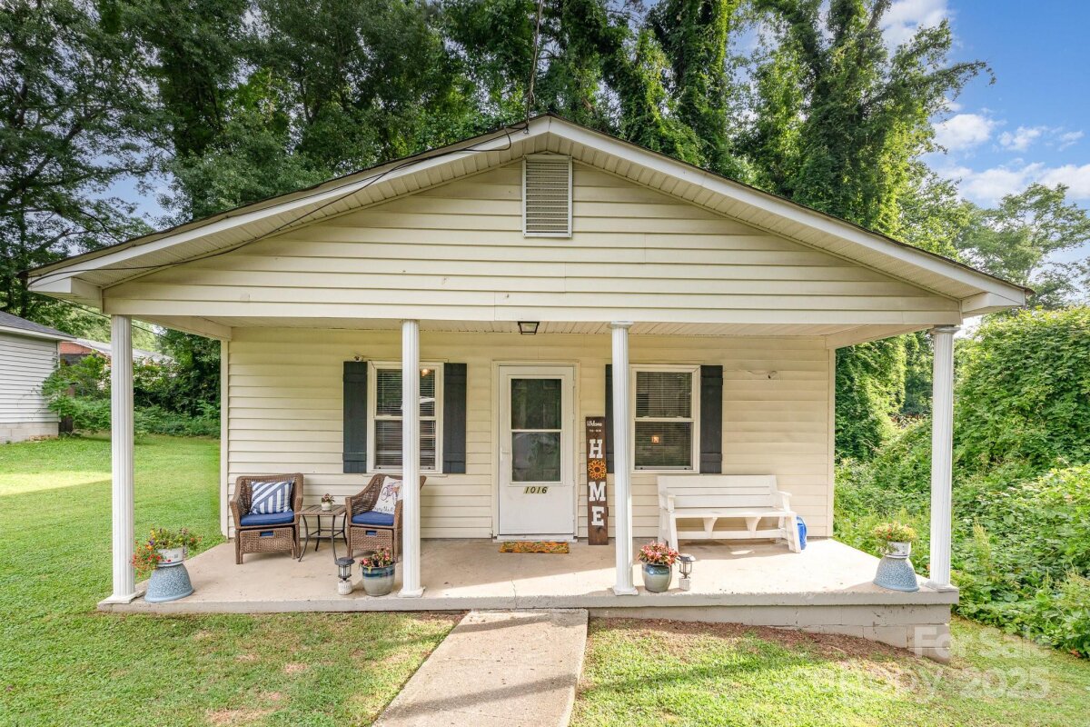1016 W 10th Avenue, Gastonia, NC 28052, MLS # 4259929