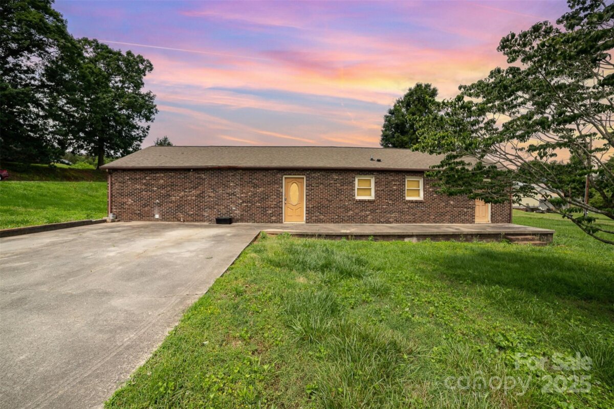 3685 Curleys Fish Camp Road, Connelly Springs, NC 28612, MLS # 4260061