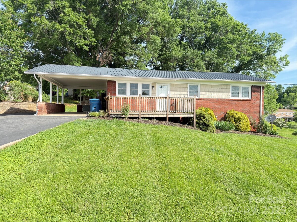 1303 Rambling Acres Circle, Lenoir, NC 28645, MLS # 4260156