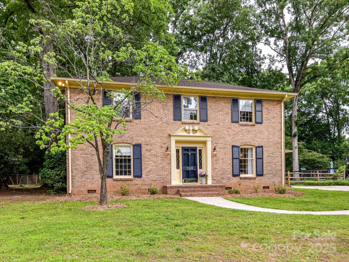 1049 Regency Drive, Charlotte, NC 28211, MLS # 4260383