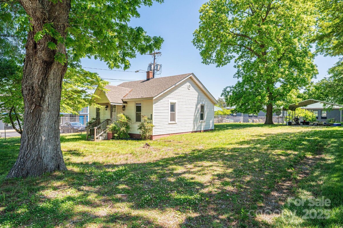 3042 N Oxford Street, Claremont, NC 28610, MLS # 4260452