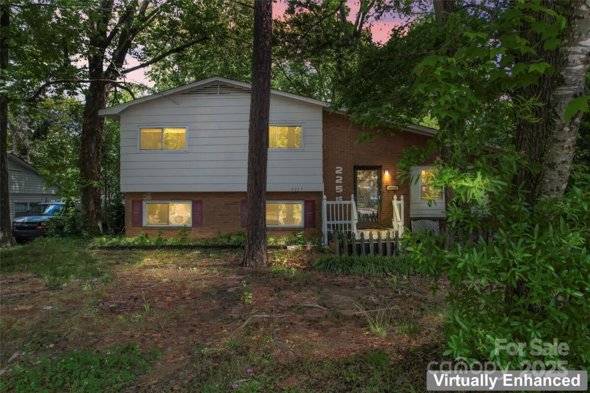 2255 Milton Road, Charlotte, NC 28215, MLS # 4260696