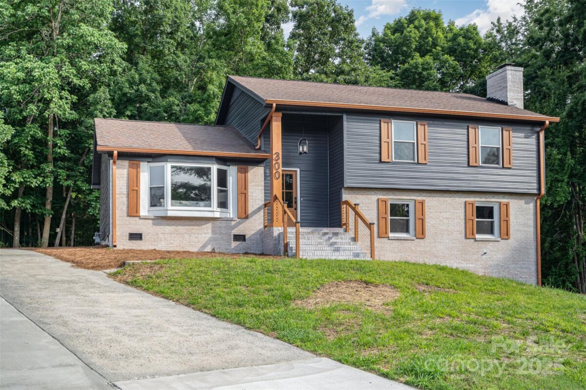 300 Dollar Circle, Charlotte, NC 28270, MLS # 4260863