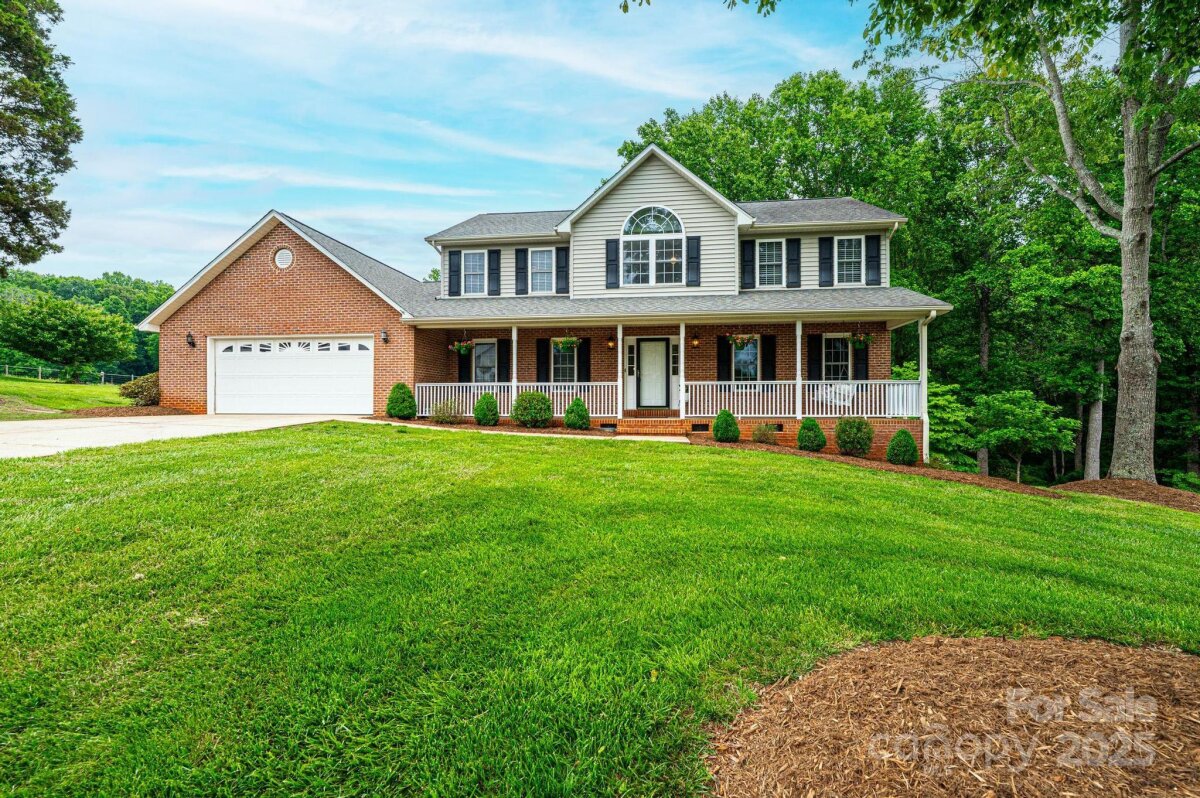 2728 Touchstone Circle, Newton, NC 28658, MLS # 4261124