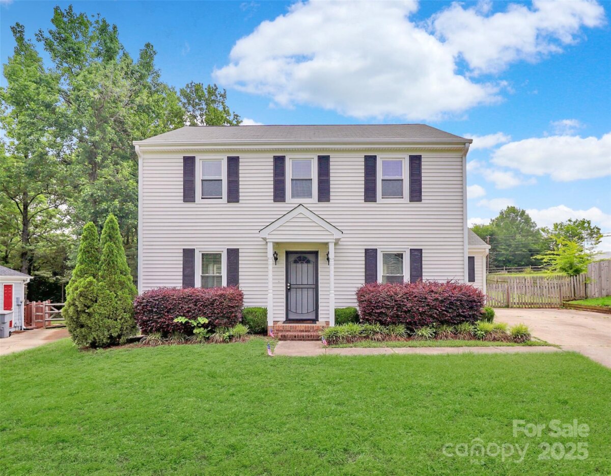 10945 Wiltshire Lane, Charlotte, NC 28262, MLS # 4261143