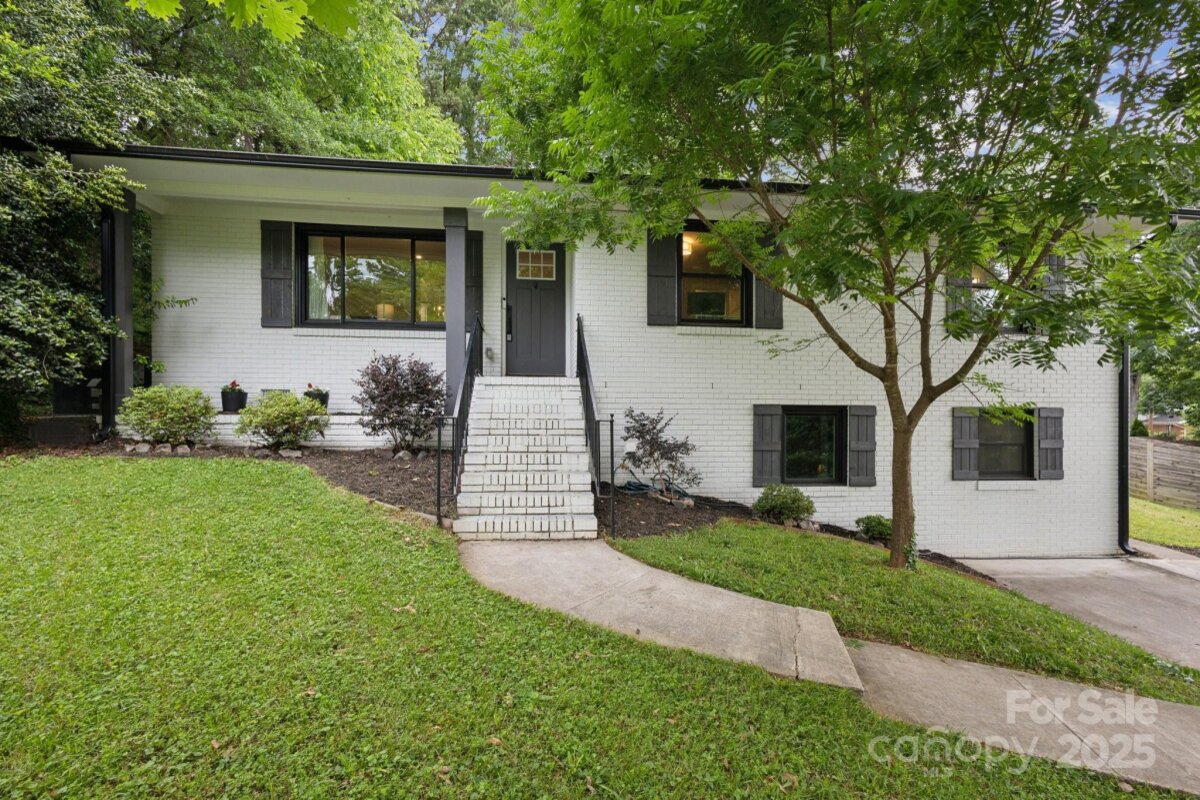 1021 Nancy Drive, Charlotte, NC 28211, MLS # 4261570