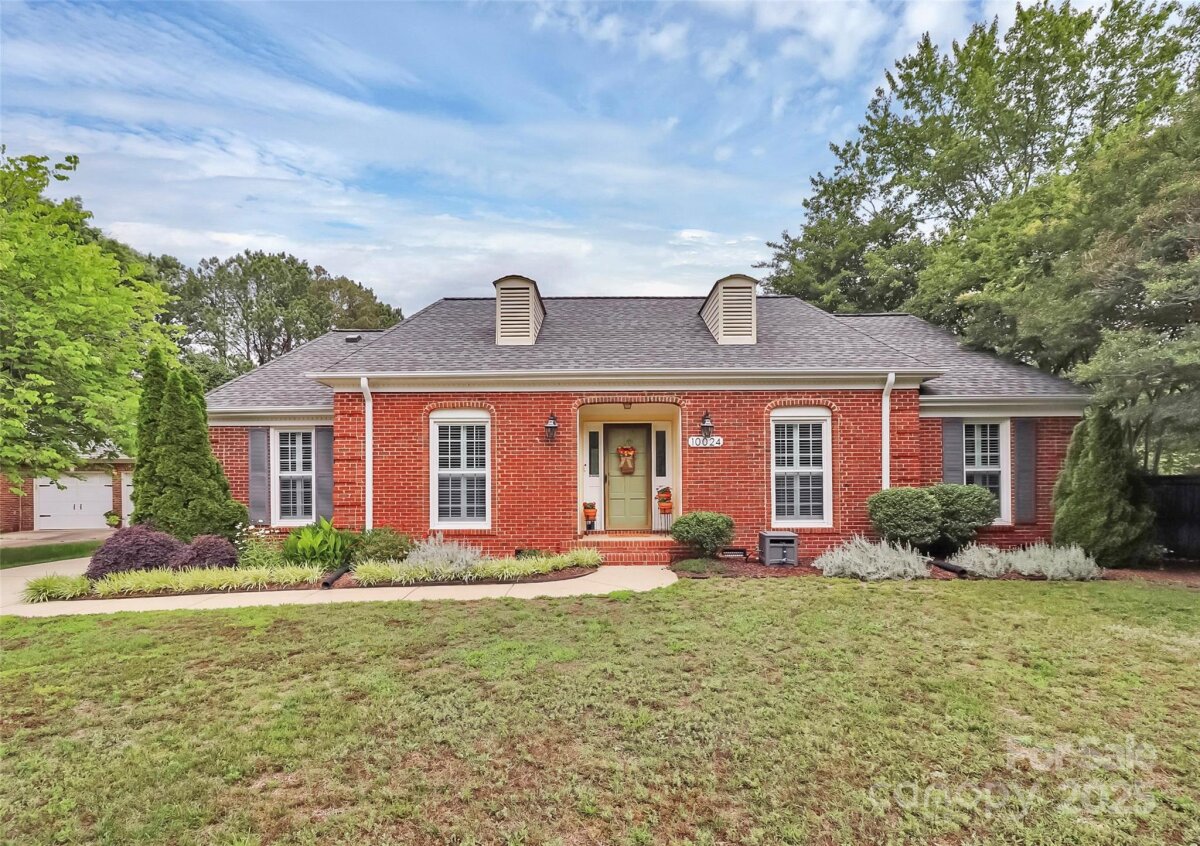 10024 Tealridge Lane, Charlotte, NC 28277, MLS # 4262628
