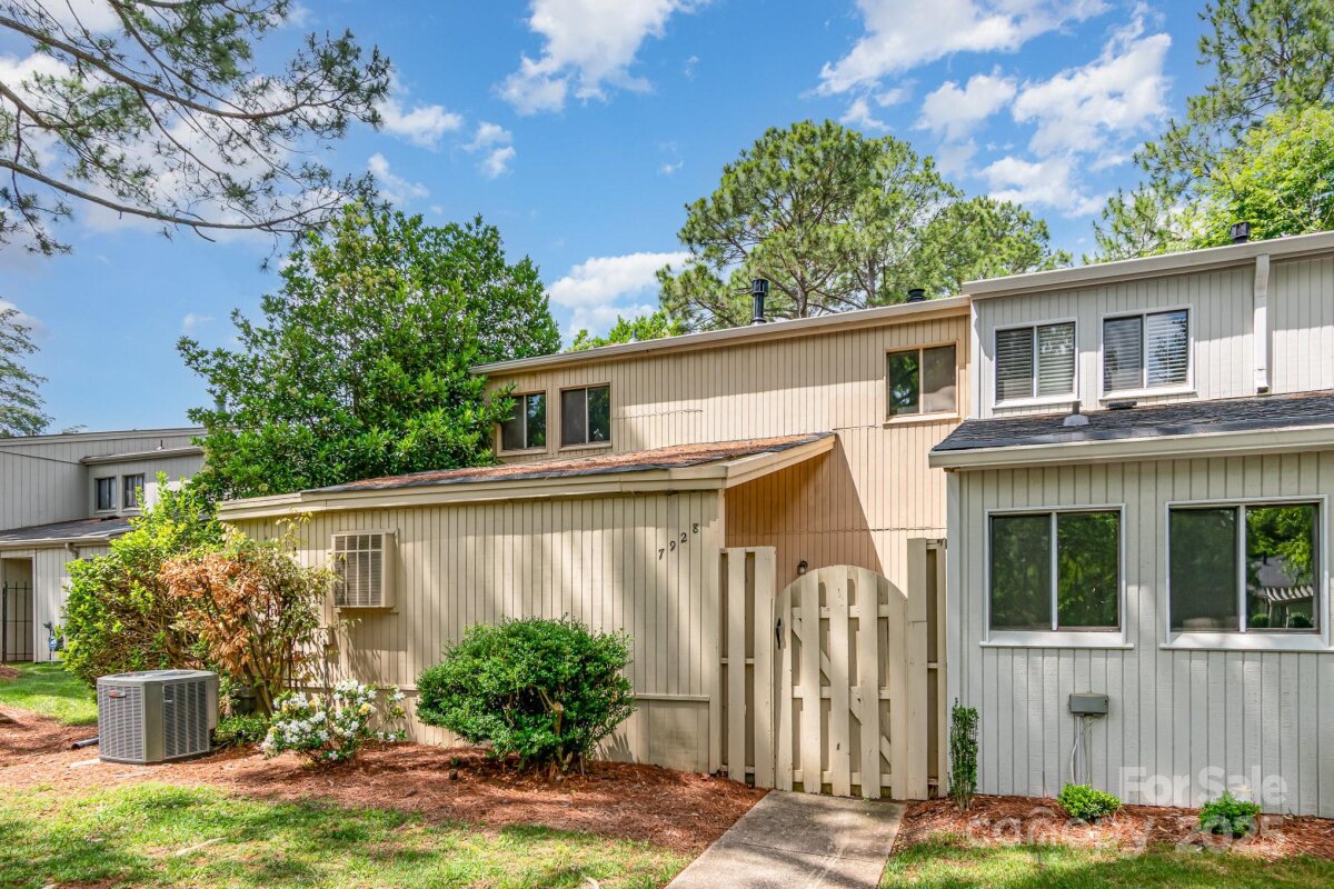 7928 Horse Chestnut Lane, Charlotte, NC 28277, MLS # 4262931