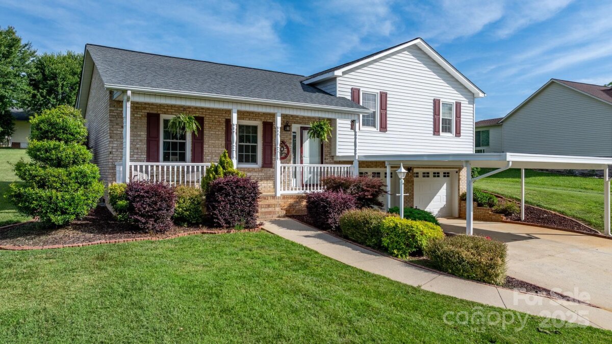 10 Hunters Ridge Court, Granite Falls, NC 28630, MLS # 4262956