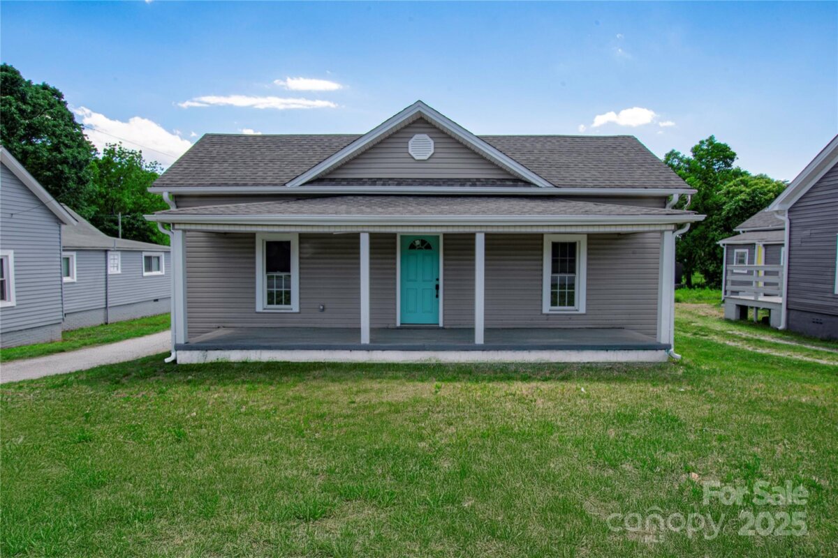 921 W 1st Street, Lowell, NC 28098, MLS # 4263355