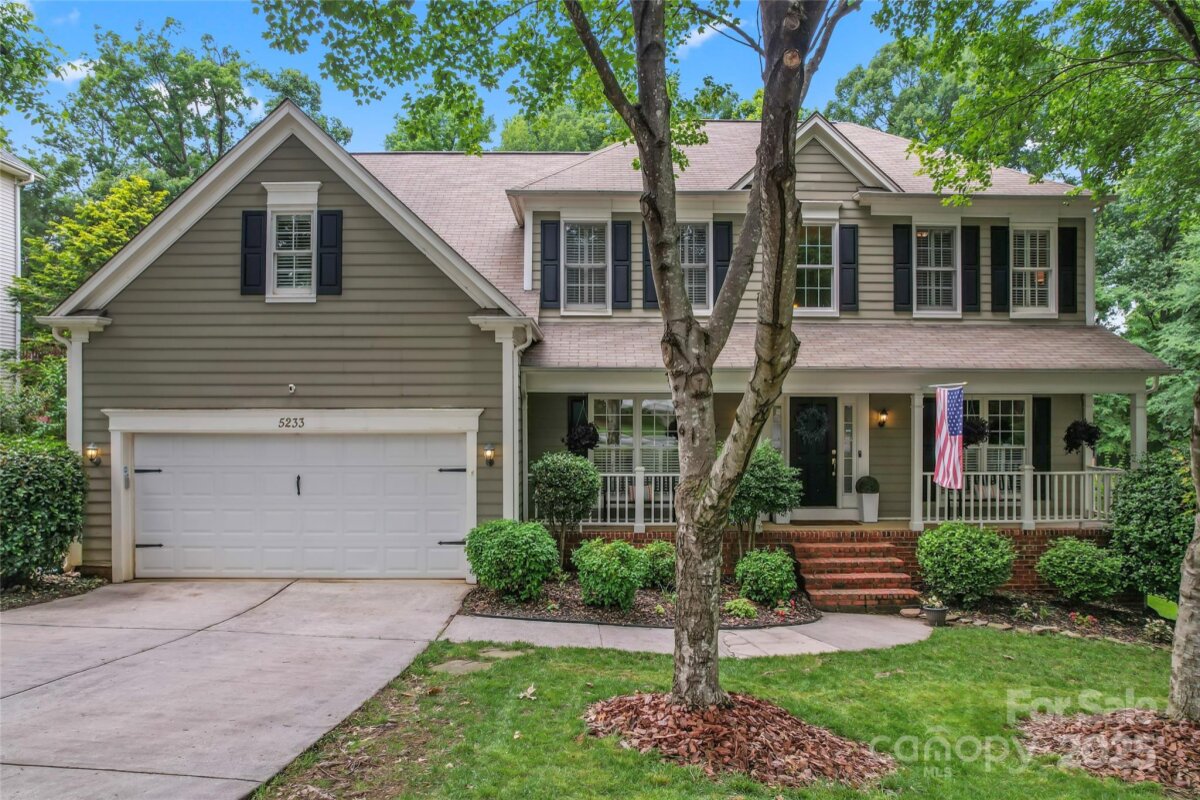 5233 Fairvista Drive, Charlotte, NC 28269, MLS # 4263499