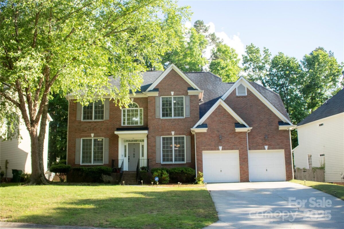 7708 Harrington Woods Road, Charlotte, NC 28269, MLS # 4263501