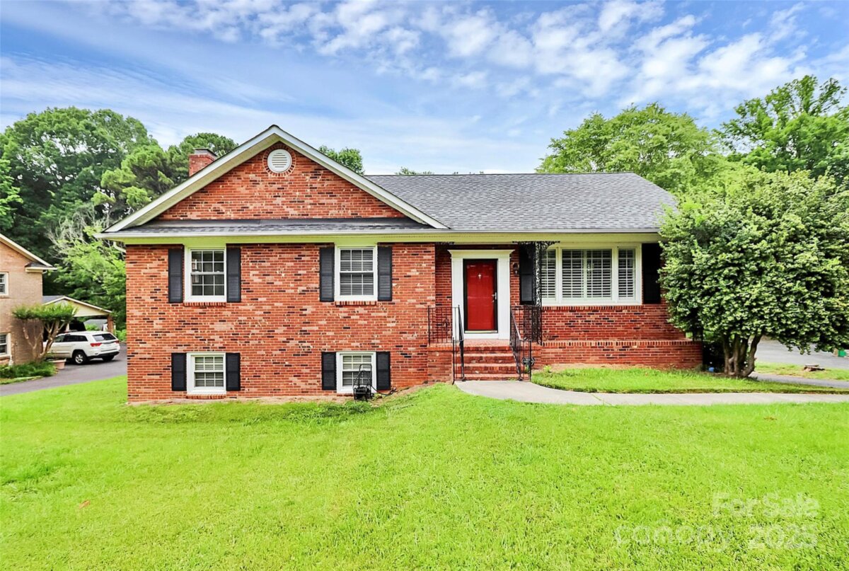 6908 Lancer Drive, Charlotte, NC 28226, MLS # 4263599