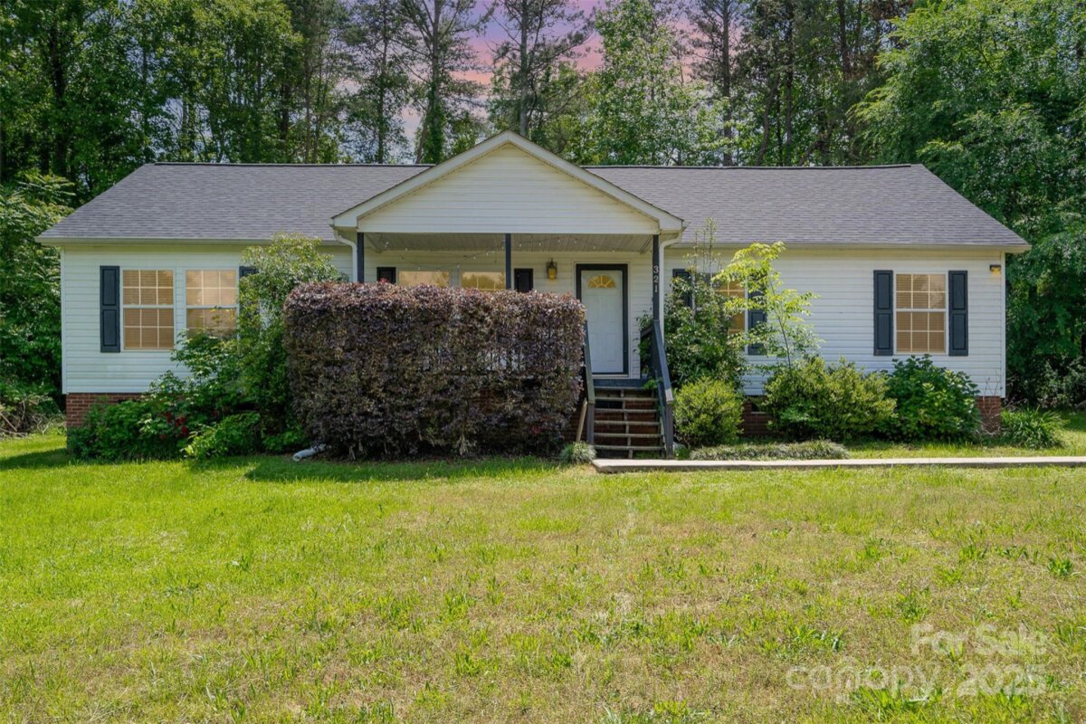 321 Woodcrest Drive, York, SC 29745, MLS # 4263623