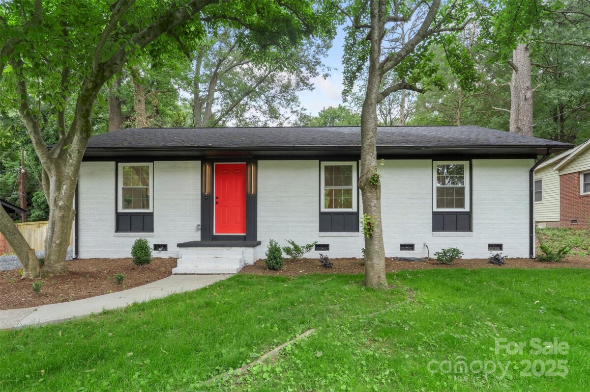 3900 Colebrook Road, Charlotte, NC 28215, MLS # 4264094