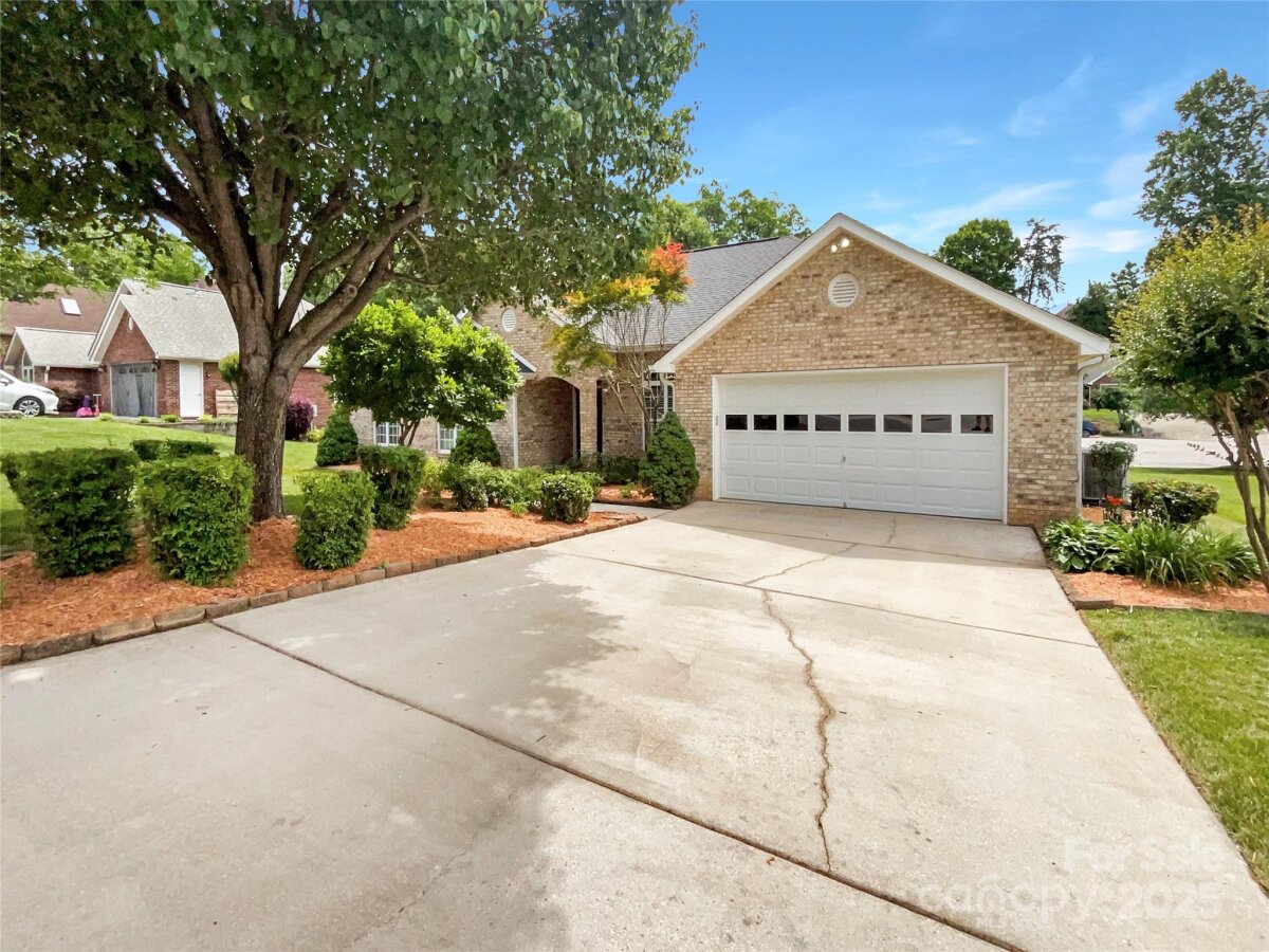 1326 Crown Ridge Drive, Fort Mill, SC 29708, MLS # 4264140