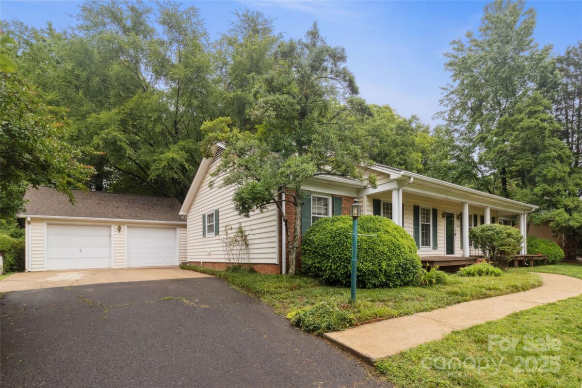 1821 Bonnie Lane, Charlotte, NC 28213, MLS # 4264197