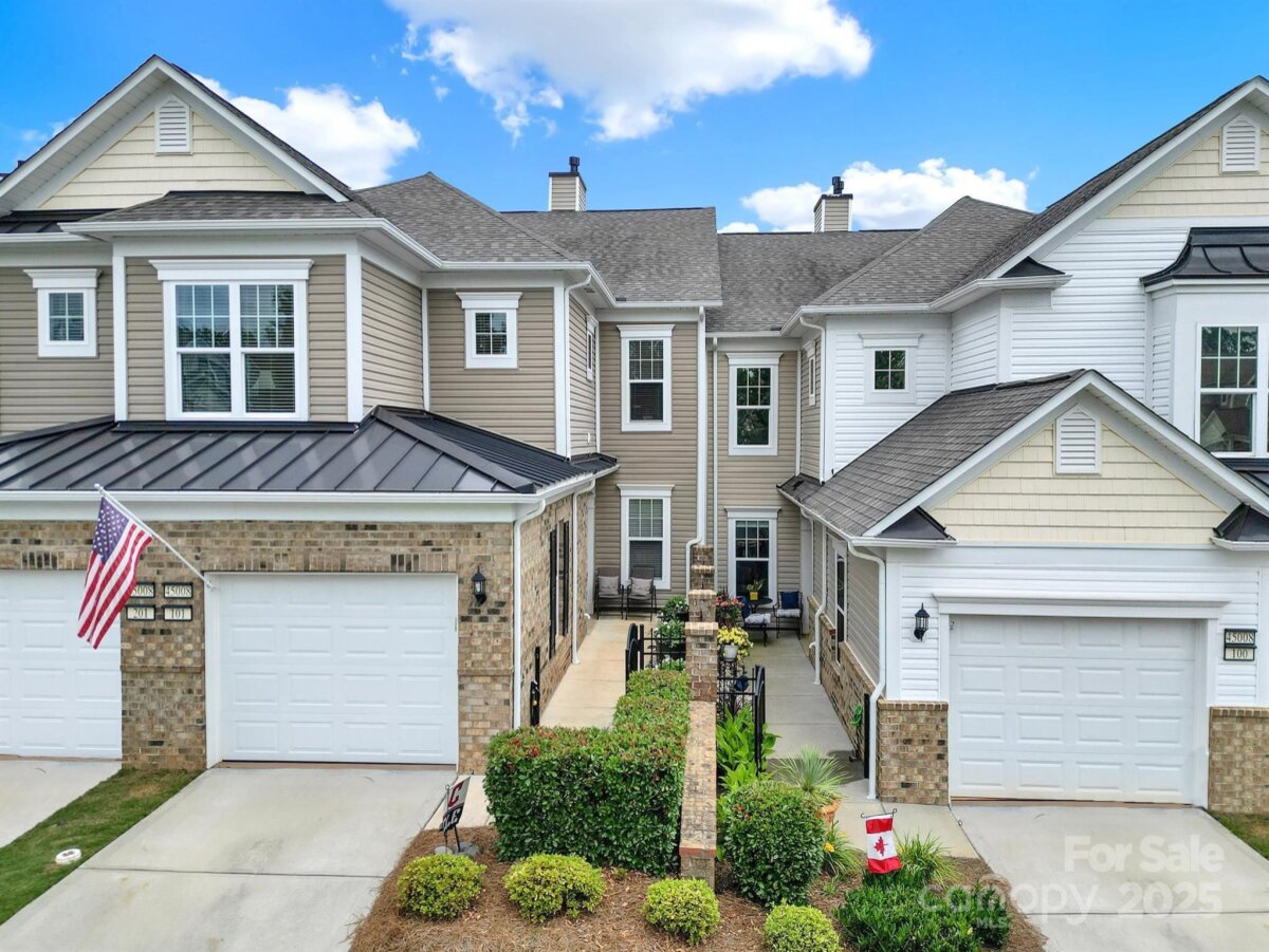 photo of home for sale at 45008 Wigeon Lane Unit 202