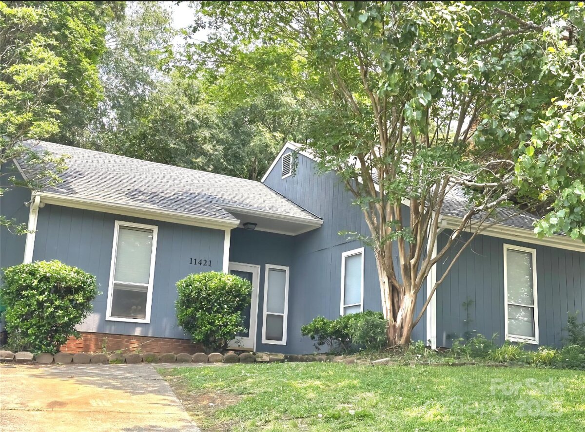 11421 Kingfisher Drive, Charlotte, NC 28226, MLS # 4264389