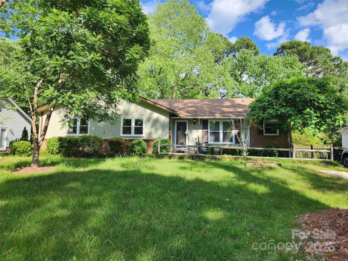 6231 Coach Hill Lane, Charlotte, NC 28212, MLS # 4264581