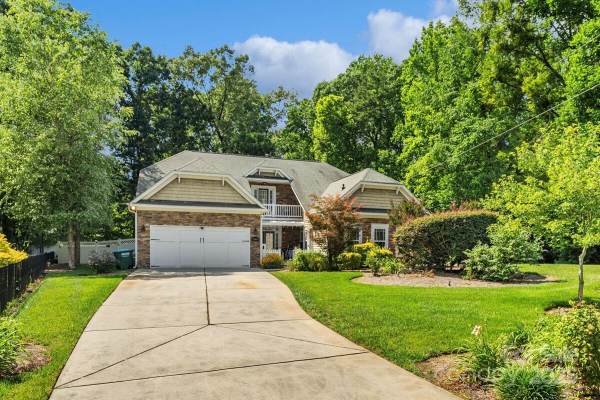 1009 Jerry Lane, Matthews, NC 28105, MLS # 4264669