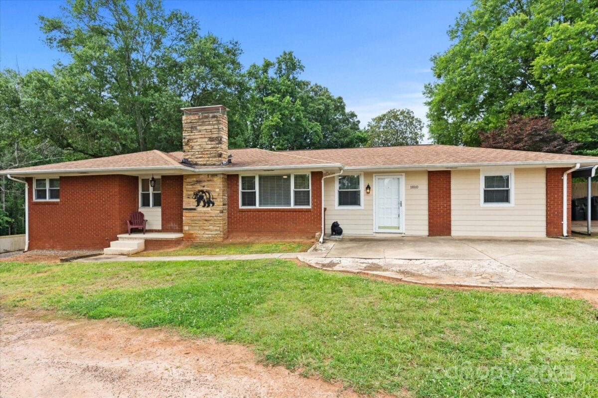 1810 13th Avenue, Hickory, NC 28601, MLS # 4264694