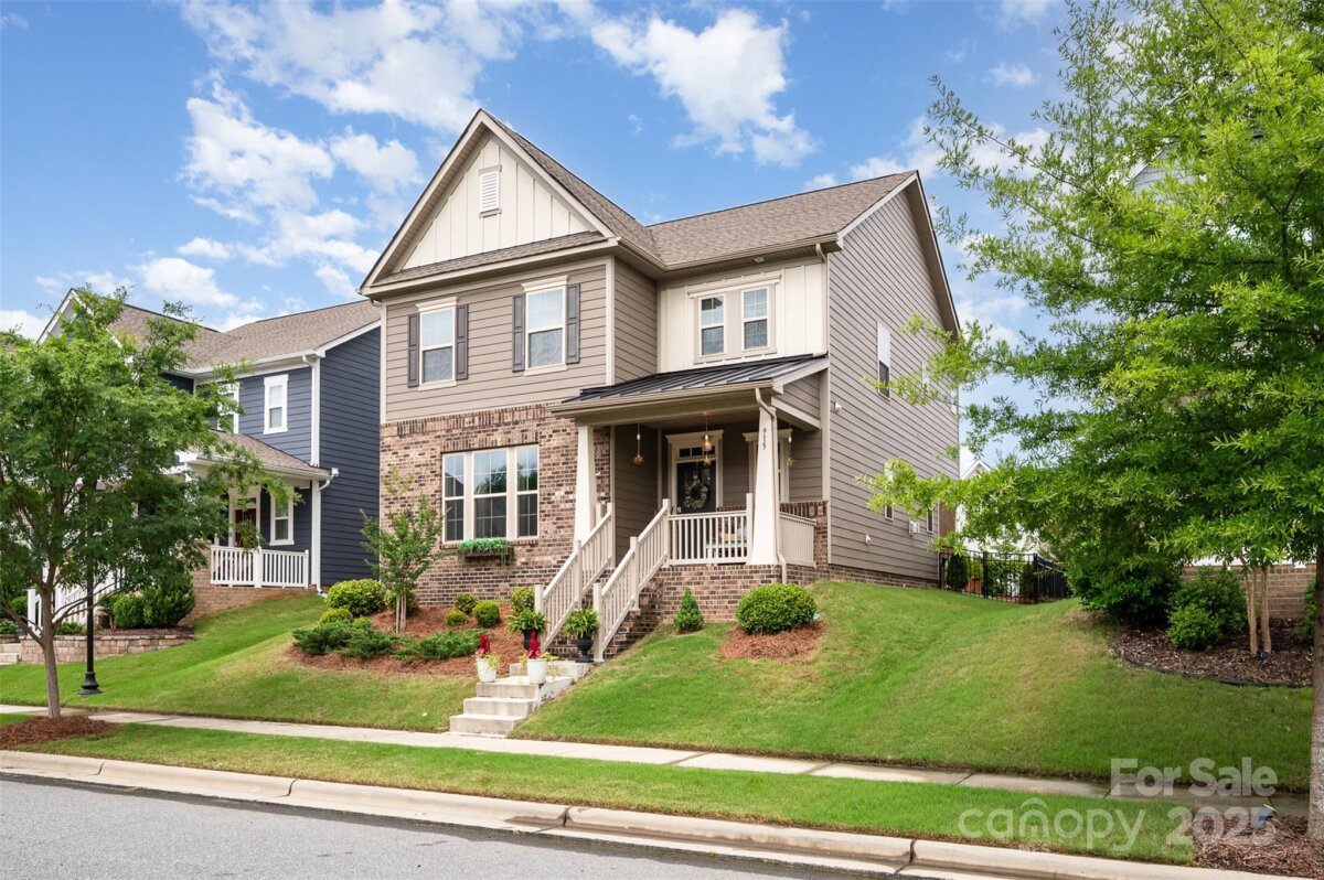 915 Claires Creek Lane, Davidson, NC 28036, MLS # 4264930