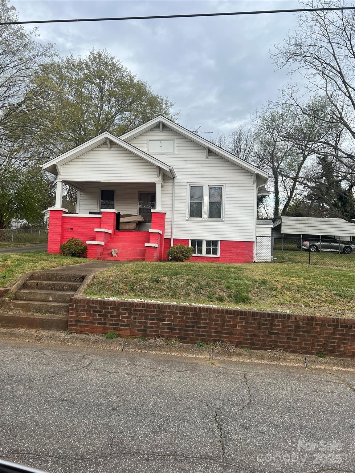325 N Caldwell Avenue, Newton, NC 28658, MLS # 4264935