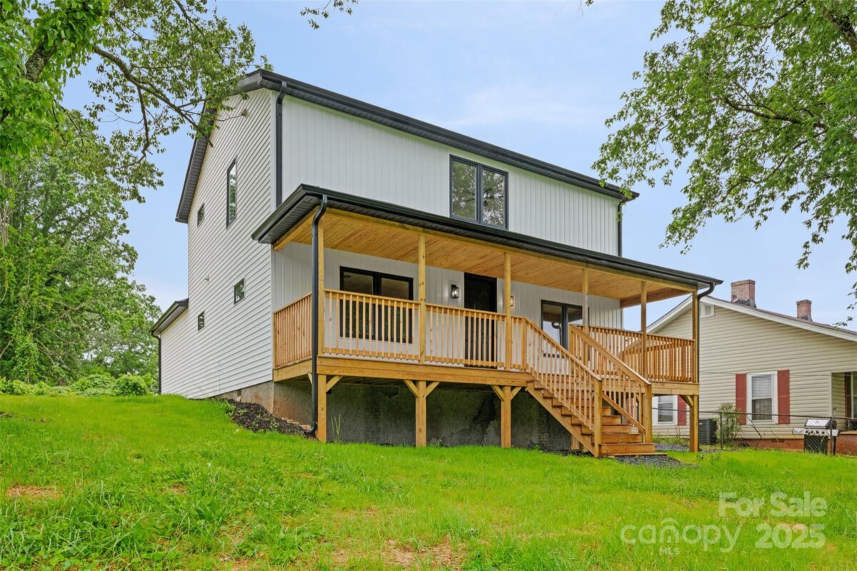 1076 W Henderson Street, Marion, NC 28752, MLS # 4265053