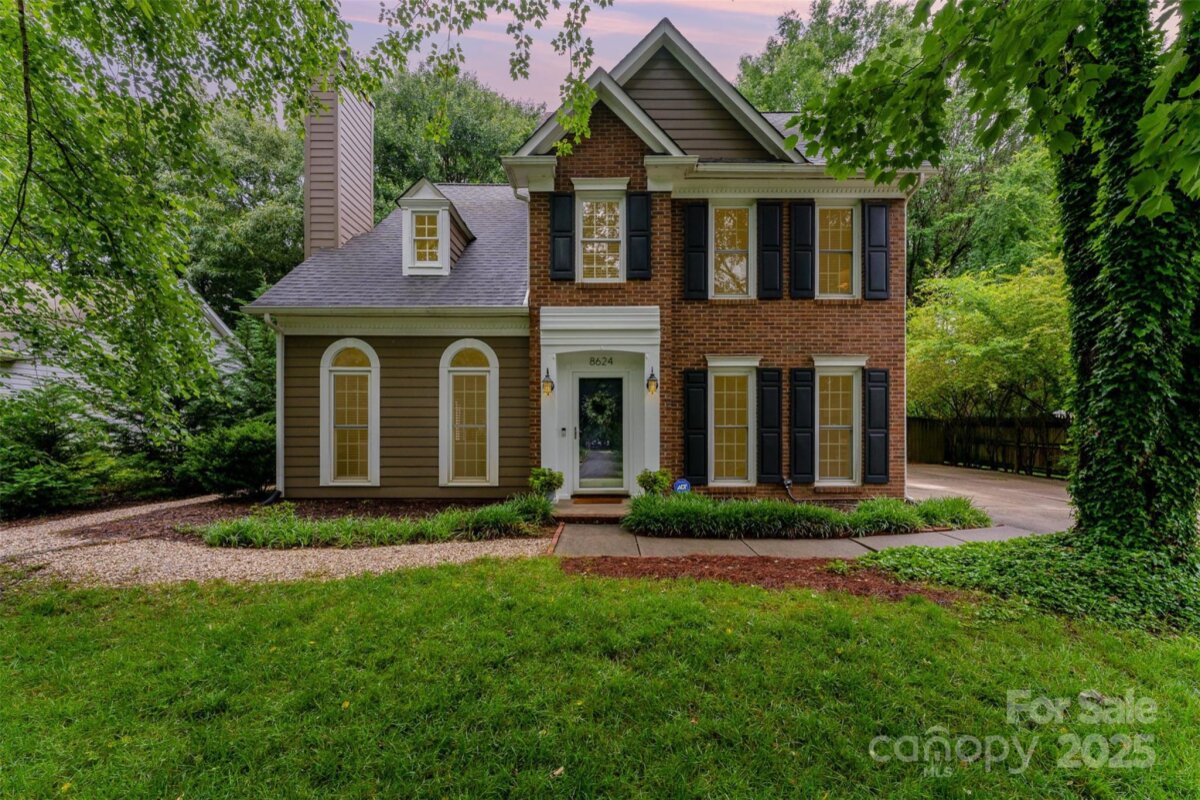 8624 Canter Post Drive, Charlotte, NC 28216, MLS # 4265076