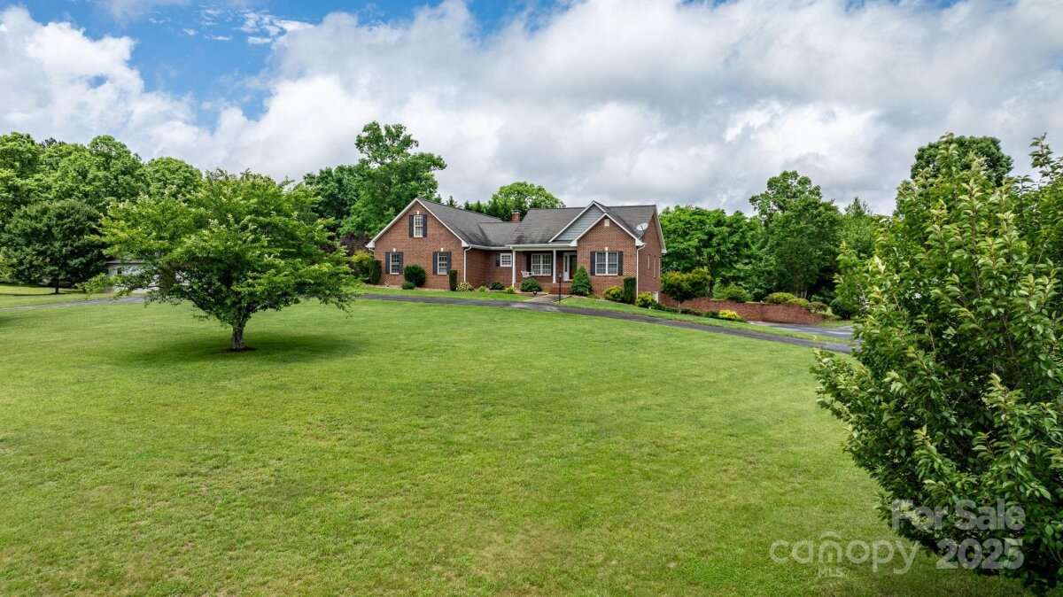 2250 Fitipaldi Drive, Morganton, NC 28655, MLS # 4265253