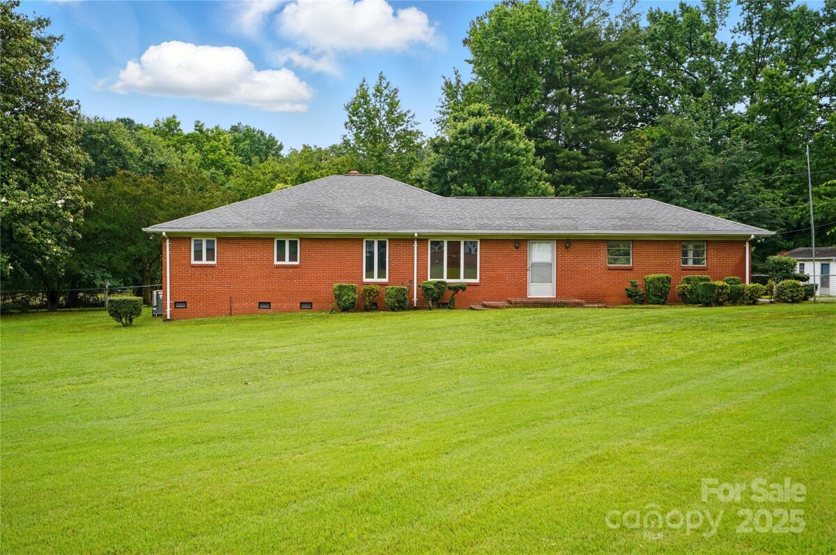 6900 Ridge Lane Road, Charlotte, NC 28262, MLS # 4265329