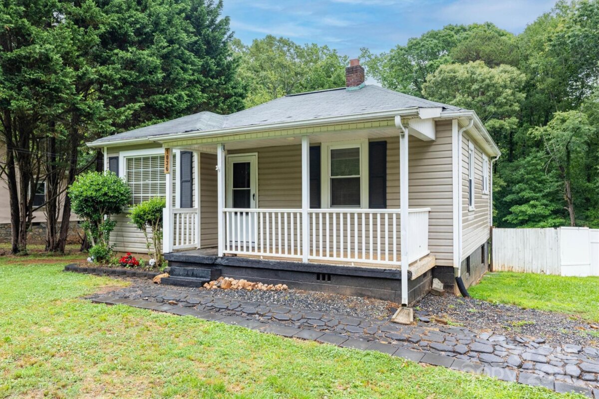 1036 20th Street, Hickory, NC 28601, MLS # 4265686